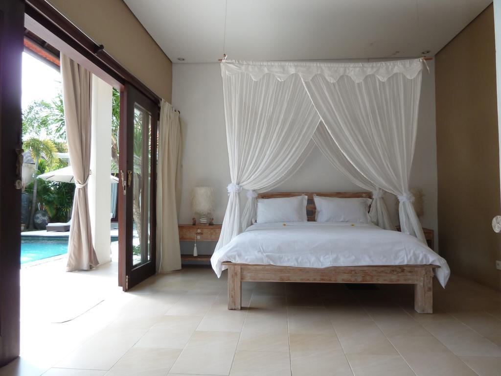 La Dolce Villa Seminyak Esterno foto